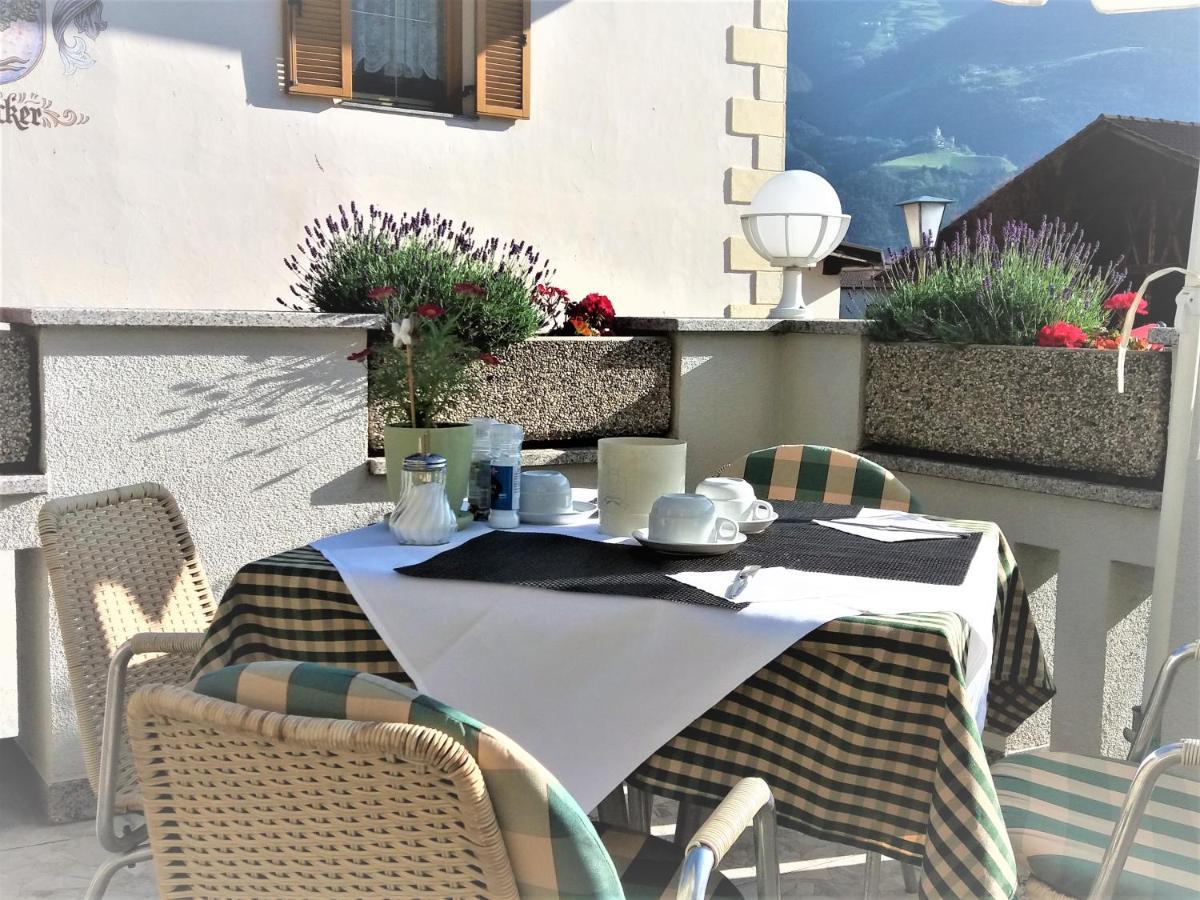 Hotel Krone Morter